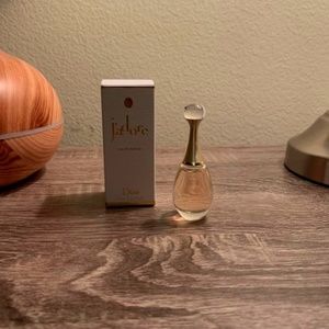 Christian Dior J’adore Fragrance (5mL)